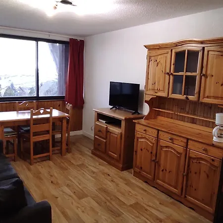 4 Pers Avec Piscine A Super-besse - Fr-1-814-183 Super Besse