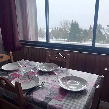 Apartment 4 Pers Avec Piscine A Super-besse - Fr-1-814-183 Super Besse