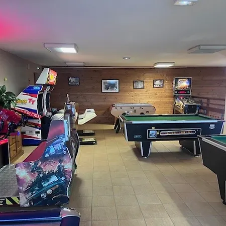 Apartment 4 Pers Avec Piscine A Super-besse - Fr-1-814-183 Super Besse