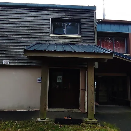 4 Pers Avec Piscine A Super-besse - Fr-1-814-183