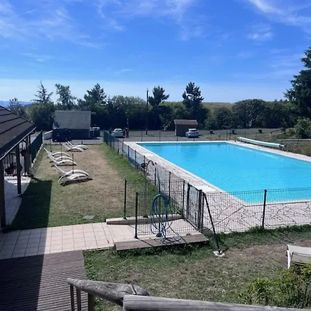 Apartment 4 Pers Avec Piscine A Super-besse - Fr-1-814-183